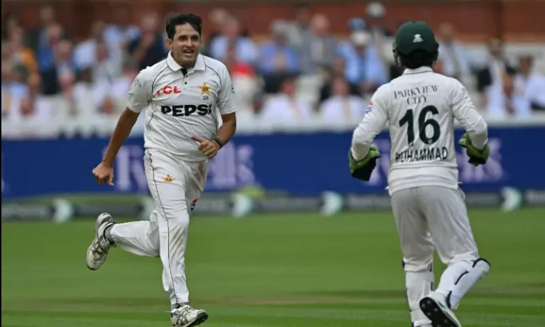 Five-wicket Abbas gets on Lord's honours boards as Pakistan on 389-run chase to win second Test