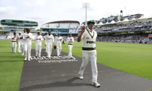 Five-wicket Abbas has Lord's landmark as Pakistan set 389 to win second Test